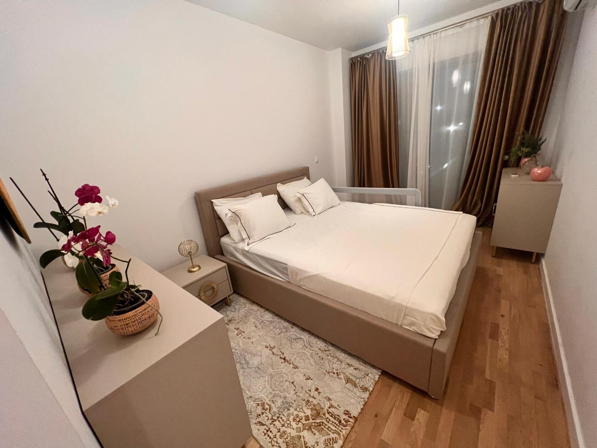 Cosy Stay Bucharest Exterior photo