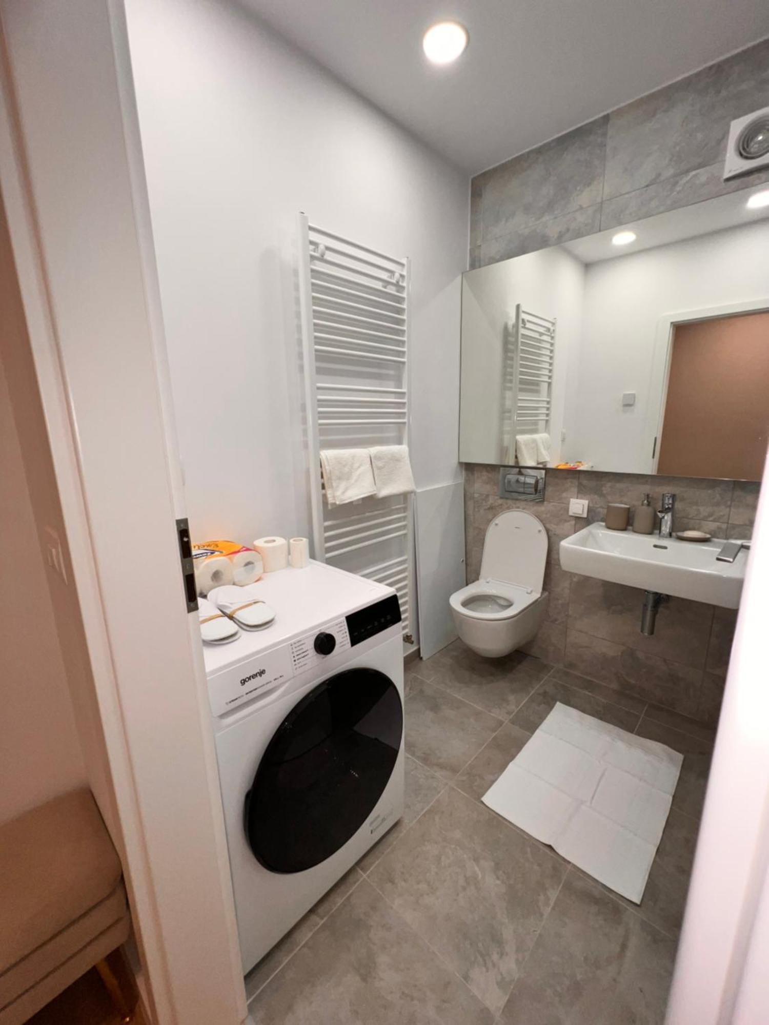Cosy Stay Bucharest Exterior photo